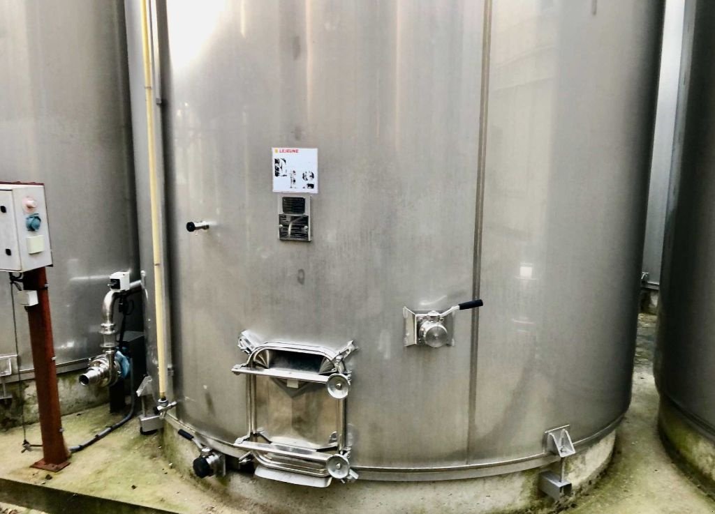 Sonstige Obsttechnik & Weinbautechnik tipa Sonstige | Cuve inox 304L - Fond plat incliné sur radier -, Gebrauchtmaschine u Monteux (Slika 4)